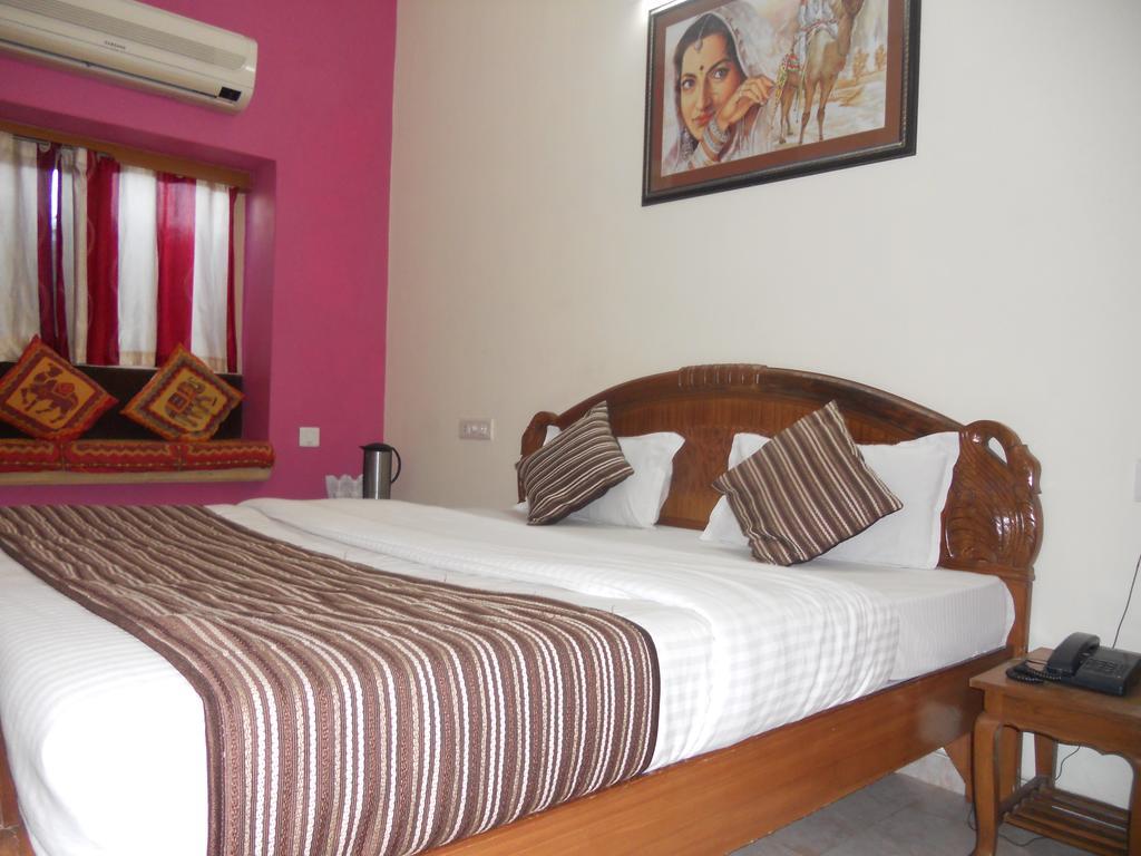Hotel Imperial Jaisalmer Exteriör bild