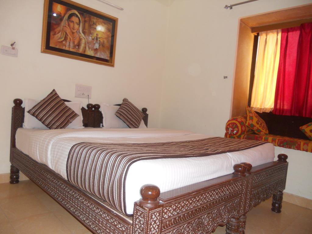 Hotel Imperial Jaisalmer Exteriör bild