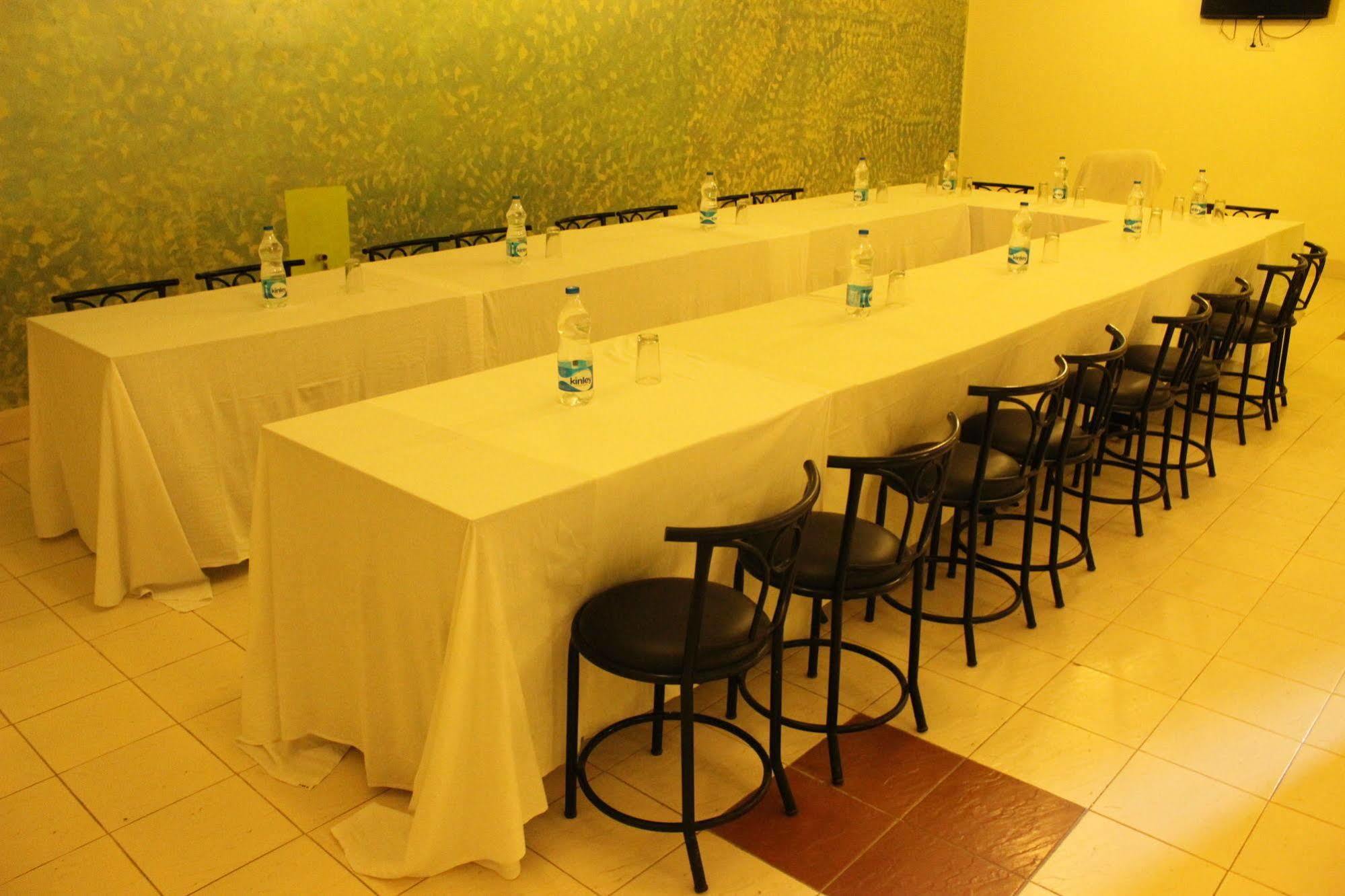 Hotel Imperial Jaisalmer Exteriör bild